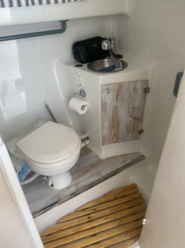 Rinker260FiestaVee_05