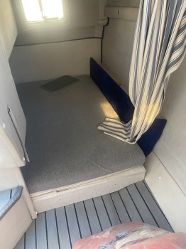 Rinker260FiestaVee_06