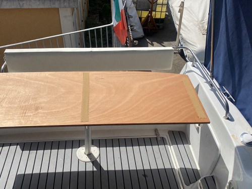 Rinker260FiestaVee_09